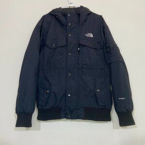 The North Face Men's HyVent Snow Jacket (Medium)